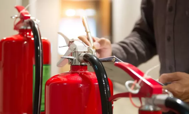 Installation d'extincteur à eau pulvérisée, Bourgoin-Jallieu, My Protec Incendie